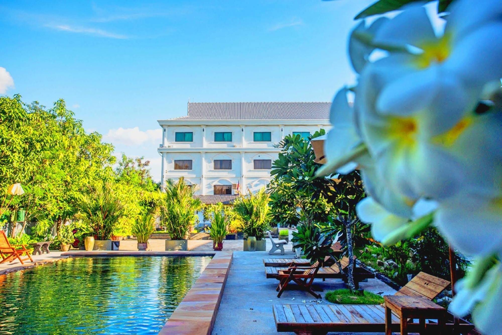 Galaxy Angkor Boutique Hotel Siem Reap Exterior photo