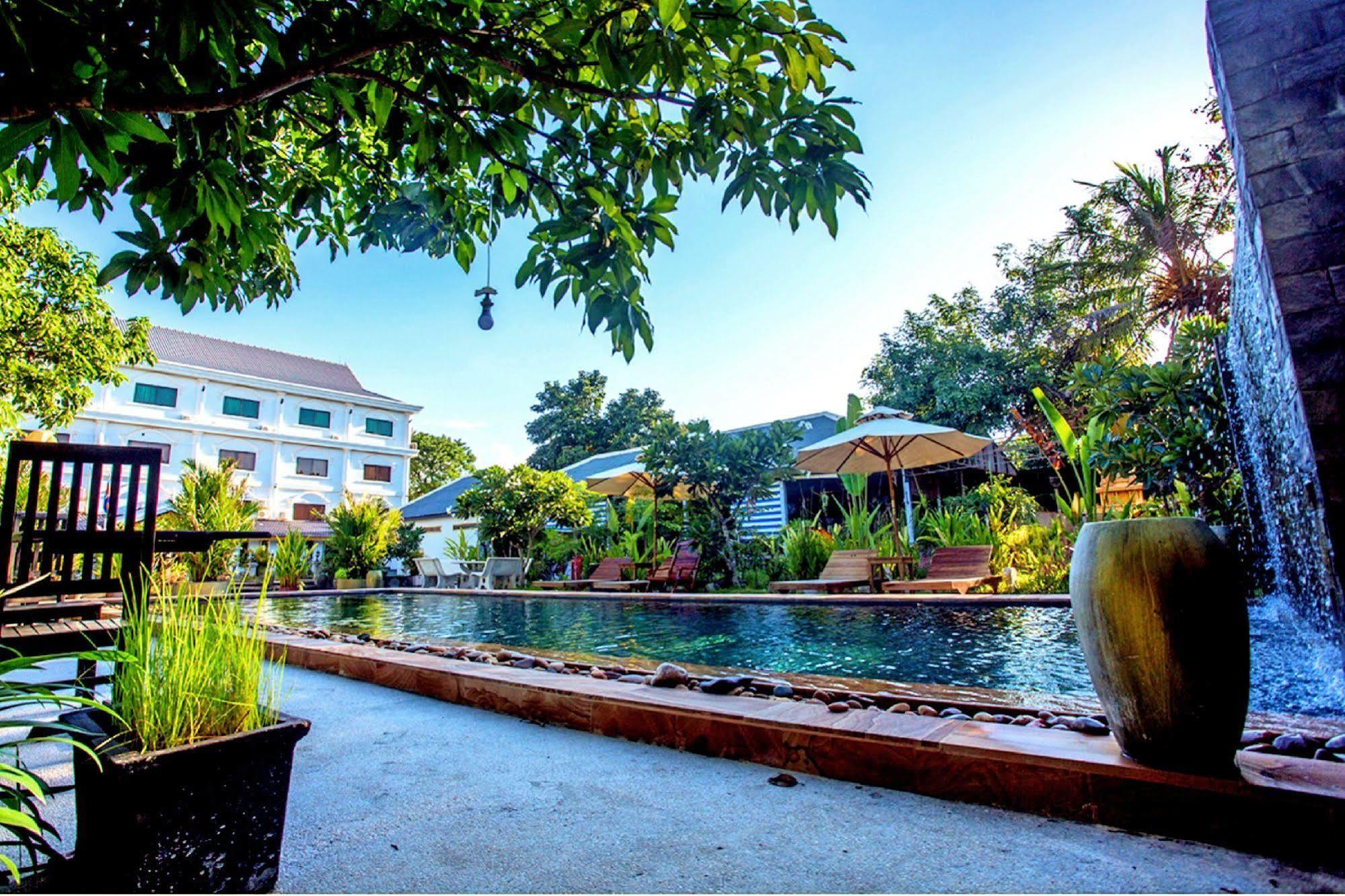 Galaxy Angkor Boutique Hotel Siem Reap Exterior photo